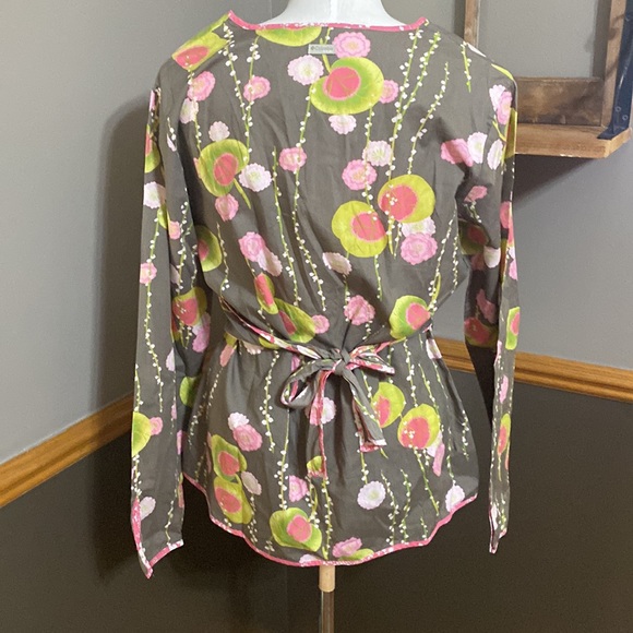 Columbia XCO taupe floral long sleeve v neck cinch tie waist tunic size L - Picture 2 of 8